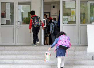 Pilotarea standardelor naționale de evaluare pentru învățământul primar și gimnazial. Școlile se pot înscrie până pe 23 ianuarie