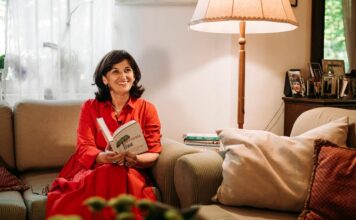 Simona Baciu, fondator Transylvania College: „Profesorii sunt dispuși la schimbare. Sfatul meu este ca, atunci când planifică ora, să planifice și starea de bine”