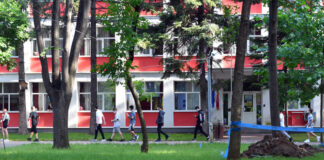 Ministrul Educației a semnat ordinul privind „butonul roșu” în școli: „Este un mecanism de protecţie atât pentru elevi, cât şi pentru cadrele didactice”
