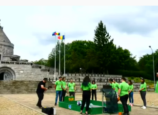 Demonstrație în direct a echipei de robotică Thobor din Tecuci, la lecția ”Educație la înălțime” de la Mărășești VIDEO