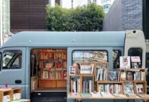 În satele clujene va poposi BookTruck, o bibliotecă mobilă de unde copiii și tinerii pot împrumuta cărți. Proiectul, inițiat de două asociații
