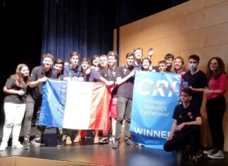 Echipa de robotică AutoVortex, felicitată de ministrul Educației pentru ”performanța de excepție” obținută la campionatul din Statele Unite