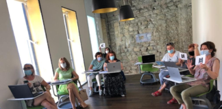 Cinci profesori de la școala din satul Vadu-Părului au participat, în vacanța de vară, la cursuri de formare în cadrul programului Erasmus+
