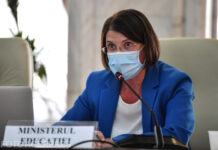 Corina Atanasiu, aviz negativ pentru funcţia de ministru al Educaţiei în comisiile parlamentare de specialitate