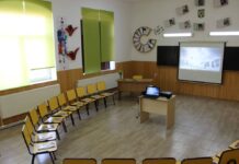 Școala de la sat în care profesorii au creat „o oază de bucurie”: „Scopul nostru este de a le oferi copiilor un mediu cât mai prietenos de învățare”