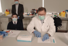 Trei clipuri demonstrative pentru utilizarea și asamblarea testelor pe bază de salivă, distribuite în școli și grădinițe – ministrul Educației VIDEO