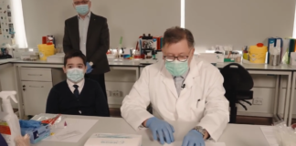 Trei clipuri demonstrative pentru utilizarea și asamblarea testelor pe bază de salivă, distribuite în școli și grădinițe – ministrul Educației VIDEO