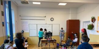 Copiii explică istoria. Lecții video prezentate de elevii din Sohatu, într-un proiect în care și-au exersat calitățile de actori și au jucat rolul de profesor