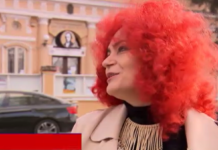 Ioana Comșa, elevă în clasa a IX-a: „Se spune despre ea că formează genii. În aparență, este perfect adevărat. Dar ce fel de genii?”
