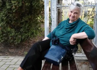 Genoveva Cerchez: Doamna nu preda. Ea făcea cu noi împreună planurile de compuneri. Era singura oră la care ni se cerea părerea şi era luată în seamă