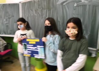Un proiect în care elevii își dau feedback și sunt profesori pentru o oră: „Personalități în România” – clasa învățătoarei Andrada Mazilu
