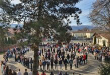 Liceul din Sighet cu 250 de voluntari pentru refugiații din Ucraina. 25 de elevi sunt translatori în vamă și merg în fiecare zi acolo, după ore