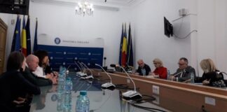 Ministrul Educației s-a întâlnit cu profesori români și ucraineni: Există elevi care vor să continue studiile după programa şcolară din România