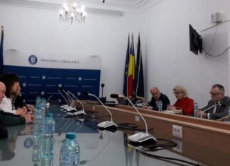 Ministrul Educației s-a întâlnit cu profesori români și ucraineni: Există elevi care vor să continue studiile după programa şcolară din România