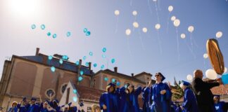 Elevii claselor a XII-a au încheiat cursurile. Examenul de Bacalaureat va începe pe 6 iunie cu probele de evaluare a competențelor