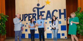 Mesajul elevilor către profesori, la SuperTeach Slatina: ”Vă rugăm, ridicați-vă privirea din catalog și din programă și uitați-vă în ochii noștri”