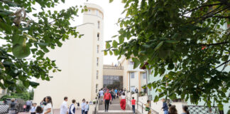 Prezența la prima probă scrisă a Evaluării Naționale 2026: peste 4.500 de candidați, absenți. Probleme cu platforma digitală