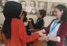 Mesajul profesorilor pentru eleva din Corbu cu media 10 la BAC: „Ai devenit pentru noi un David Popovici!”. Alți opt candidați au obținut note de 10