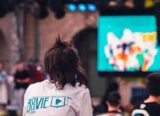 Câștigătorii Boovie 2022. Lista cu premiile obținute de elevi la ediția din acest an a festivalului de book-trailere de la Focșani VIDEO