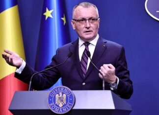 Ministrul Educației: Elevii de clasa a V-a beneficiază de burse de studiu începând cu prima zi a anului şcolar