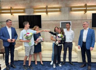 O elevă din Bacău a obținut medalia de aur la Olimpiada Internațională de Limba Germană, o premieră pentru România la această competiție