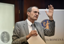 Preşedintele Academiei Române, despre proiectele legilor educației: Propunerile nu aduc vreo perspectivă clară de îmbunătăţire