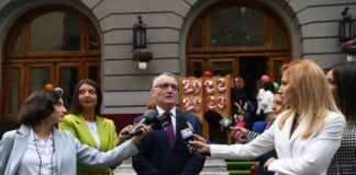 Cîmpeanu: Nu am vorbit niciodată despre reintroducerea uniformelor obligatorii/Să eliminăm presiunea inutilă generată de goana după note