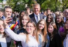 Klaus Iohannis: Greva profesorilor a durat un pic mult. După ce Guvernul le-a dat tot ce au cerut, acum în ce temei să mai continue greva?