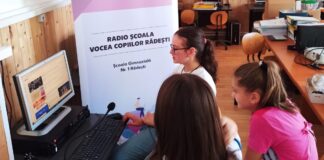 Radioul școlii. Elevii din Rădești, o comună din județul Galați, sunt redactori, pun muzică în pauze și se bucură de o „școală prietenoasă”