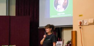 Profesoara Daniela Lica: „Copiii cu înalte performanţe sunt copiii care au părinţii în spatele lor, alături de ei şi au în casă cultura educaţiei”