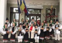 Delia Spătaru, elevă în clasa a VII-a: ”Profesoara mea de muzică este o persoană minunată. Are cea mai mare răbdare, e ca o mamă pentru noi”