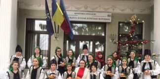 Delia Spătaru, elevă în clasa a VII-a: ”Profesoara mea de muzică este o persoană minunată. Are cea mai mare răbdare, e ca o mamă pentru noi”