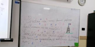 Valentina și Delia, eleve în clasa a VII-a, despre profesoara de limba franceză: „Să fii prea norocos să ai așa profesoară”/ „Ne învață să fim oameni”
