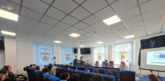 Drept de vot de la vârsta de 16 ani. Ce spun tinerii – simularea unei ședințe a Parlamentului European, organizată de liceeni din București