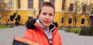 Campania unui elev din Oradea pentru copiii de la sat. Andrei a lansat o provocare și a strâns sute de cărți: „M-a impresionat bunătatea oamenilor”