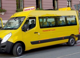 Programul național „Microbuze electrice pentru elevi”. Ministerul Educației vrea să cumpere 3200 de microbuze electrice, prin PNRR