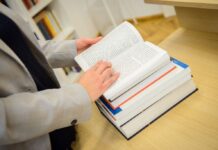 Cursuri gratuite de pregătire pentru Bacalaureat, la Universitatea Transilvania din Braşov – română, matematică și informatică