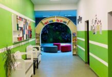 Spațiu de lectură, cu un decor inspirat din natură, la liceul din Corod: „Mereu am plecat de la ideea că școala trebuie să fie un spațiu vesel, colorat”