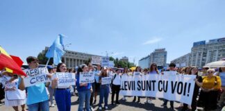 Asociațiile elevilor susțin în continuare greva profesorilor și cer renunțarea la proiectul ”România Educată” – lista revendicărilor