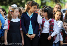 Structura anului școlar 2026-2027, în Monitorul Oficial. Elevii încep școala pe 7 septembrie/ intervalele de cursuri și de vacanță – document