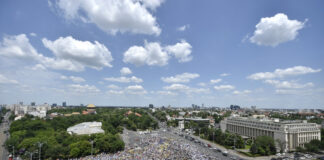 Protest al profesorilor, în Capitală. Guvernul a venit cu o nouă ofertă. Liderii sindicali: Oamenii hotărăsc dacă încetează sau nu greva UPDATE