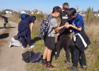Club de activități în aer liber, la școala din Șura Mică. Elevii fac drumeții, rezolvă provocări și petrec timp în natură, alături de profesori