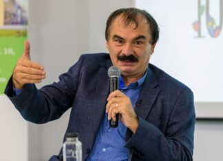Profesorul Mircea Miclea, despre acordarea burselor de merit elevilor cu medii sub 5: „E aberant, dar nu va fi singura aberație în aceste legi”