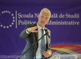 Directorul OCDE pentru educaţie: Predarea trebuie să fie atractivă. Un învăţământ bun este atunci când rezultatele teoretice sunt îmbinate cu practica