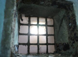 Istoria comunismului din România, disciplină obligatorie la clasele a XII-a și a XIII-a începând cu anul școlar viitor. Programa școlară, aprobată