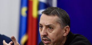 Daniel David spune că lipsa de pregătire a profesorilor este principala cauză a analfabetismului funcțional: Păi, nu vă supărați, cine este de vină?
