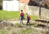 Caravană pentru copiii din mediul rural: un proiect desfășurat de liceeni voluntari și profesorul de matematică Ovidiu Bădescu, începând cu 1 martie