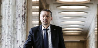 Daniel David și-a dat demisia din funcția de ministru al Educației și Cercetării: „Decizia mea de retragere este definitivă”