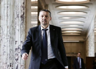 Daniel David și-a dat demisia din funcția de ministru al Educației și Cercetării: „Decizia mea de retragere este definitivă”