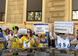 Sindicaliștii au pichetat pentru a treia zi Ministerul Educației. Daniel David: Dacă demisia mea ar fi rezolvat situația financiară, aș fi anunțat-o demult